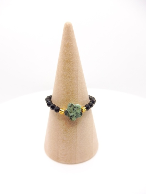 Pierścionek z Turkusem Afrykańskim ''Kwiatek'' i Czarny Spinel