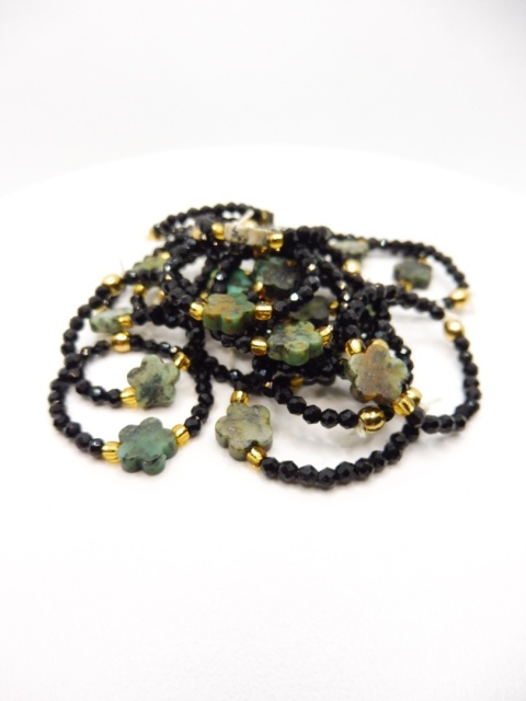 Pierścionek z Turkusem Afrykańskim ''Kwiatek'' i Czarny Spinel